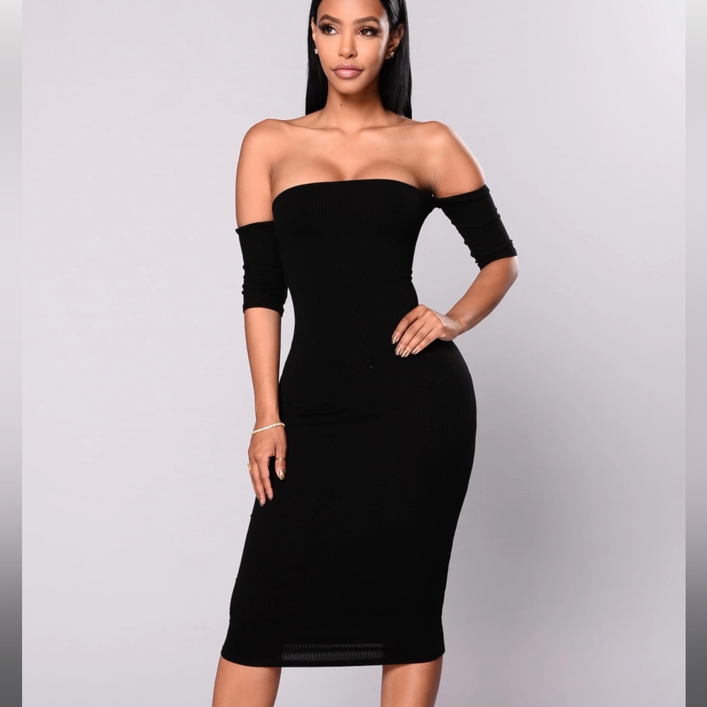 Fashion nova black off shoulder midi dress 🖤